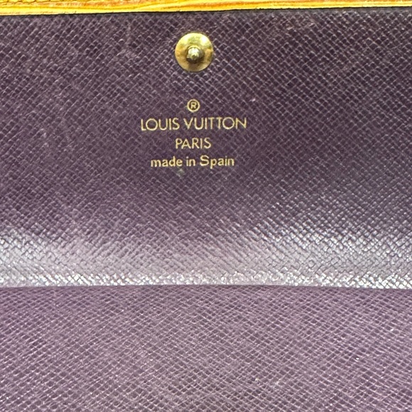Louis Vuitton Vintage Epi Porte-Trésor International Wallet – Yellow & Purple - Picture 6 of 9